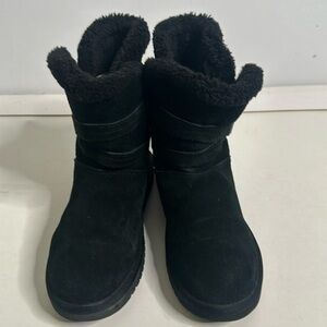 Kookaburra by Ugg black boots size 7